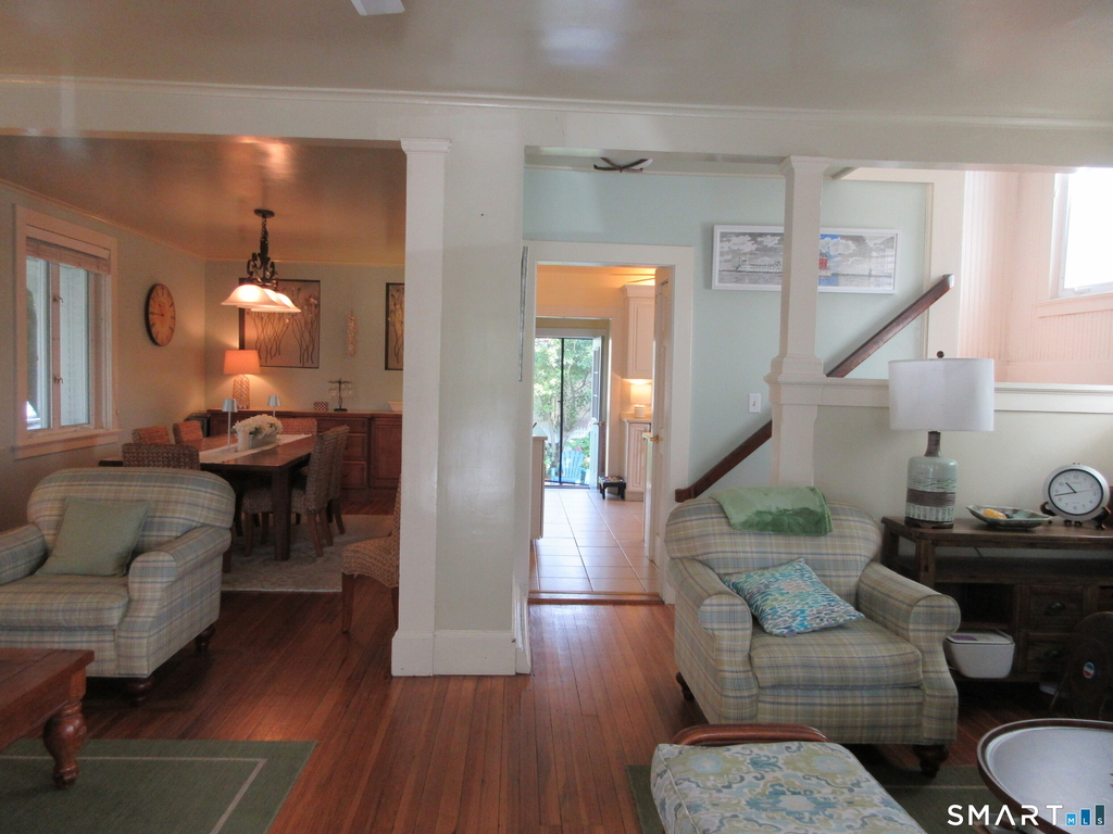 10 Elliott Avenue - Photo 4
