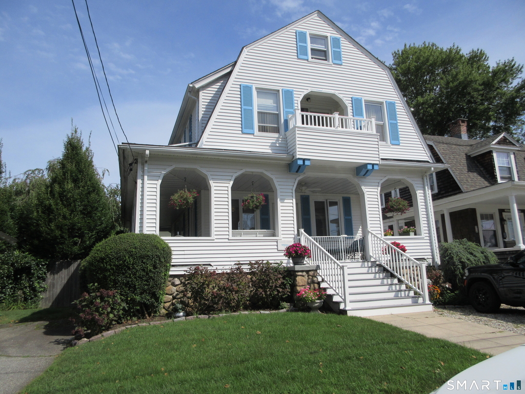 10 Elliott Avenue - Photo 0