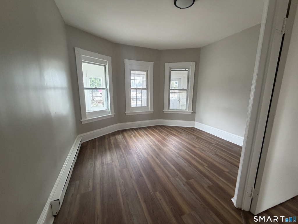 990 Pembroke Street - Photo 9