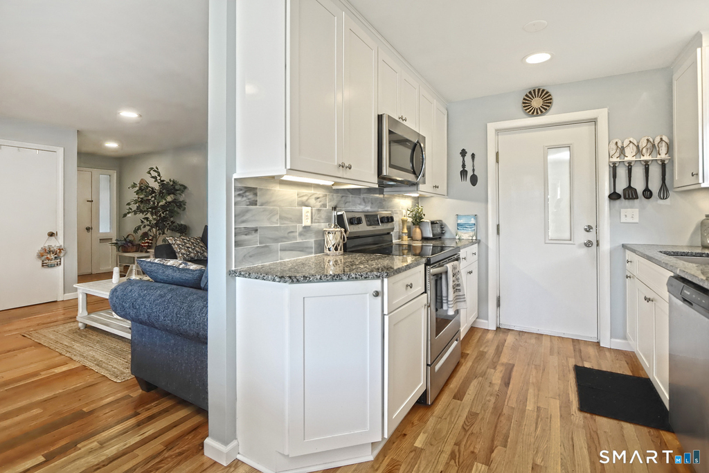 22 West Walk - Photo 10