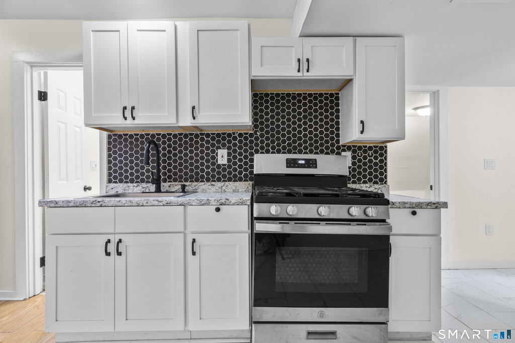 693 Dixwell Avenue - Photo 1