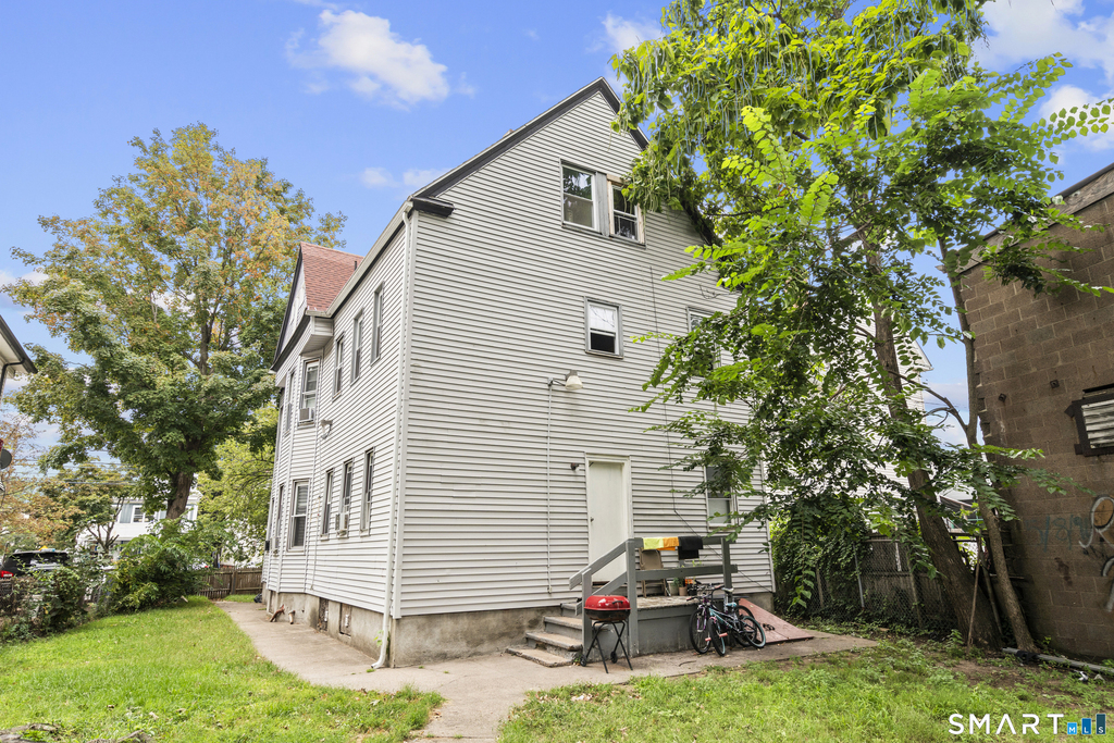 693 Dixwell Avenue - Photo 21