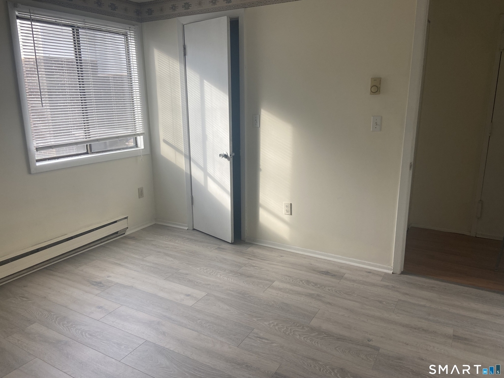 7 Padanaram Road - Photo 12