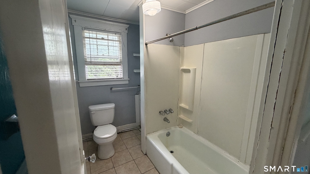 182 Beechwood Avenue - Photo 4