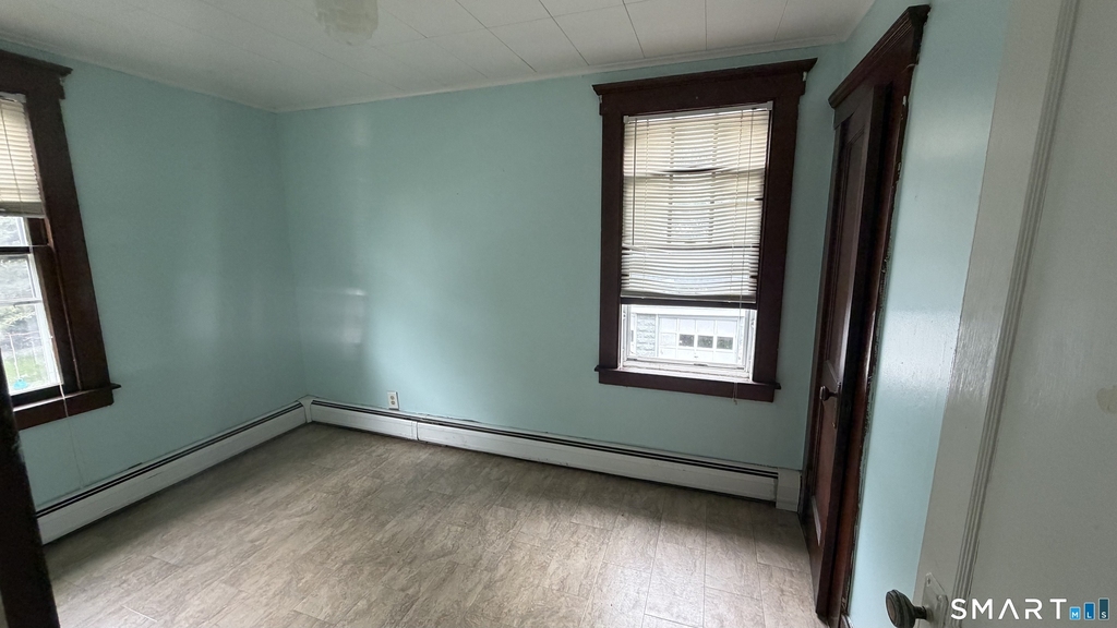 182 Beechwood Avenue - Photo 9