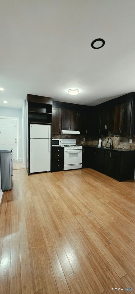 1144 Hancock Avenue - Photo 17