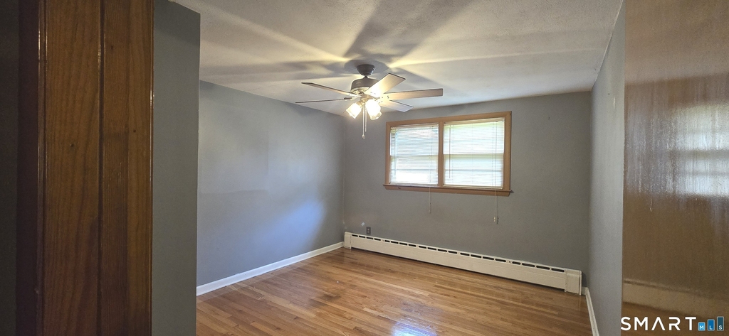 453 Strickland Street - Photo 15