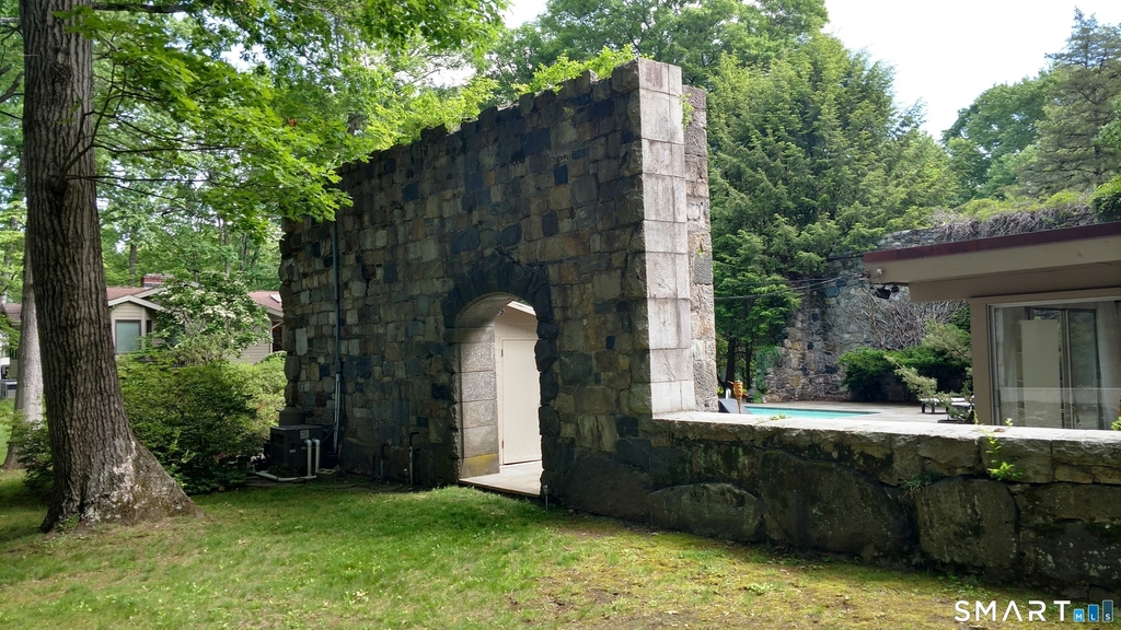 69 Studio Road - Photo 6
