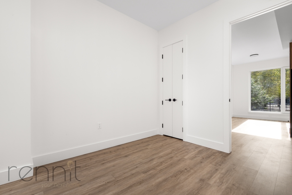 35 Kingston Avenue - Photo 4