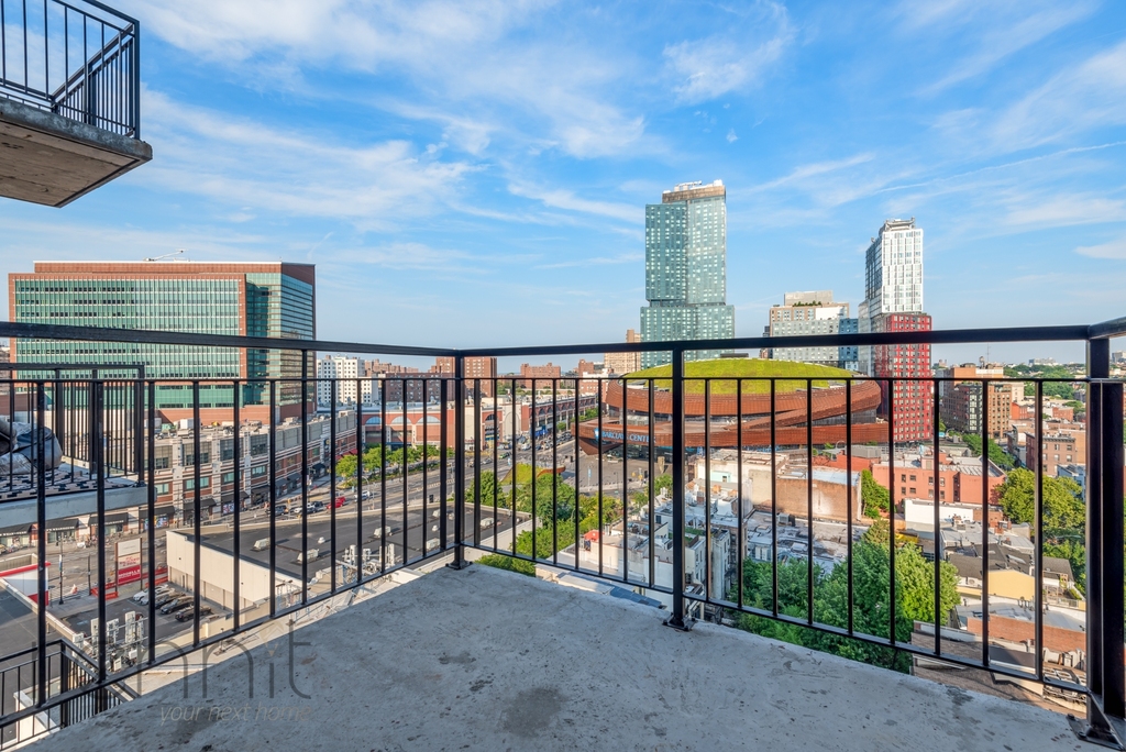 375 Dean Street - Photo 1