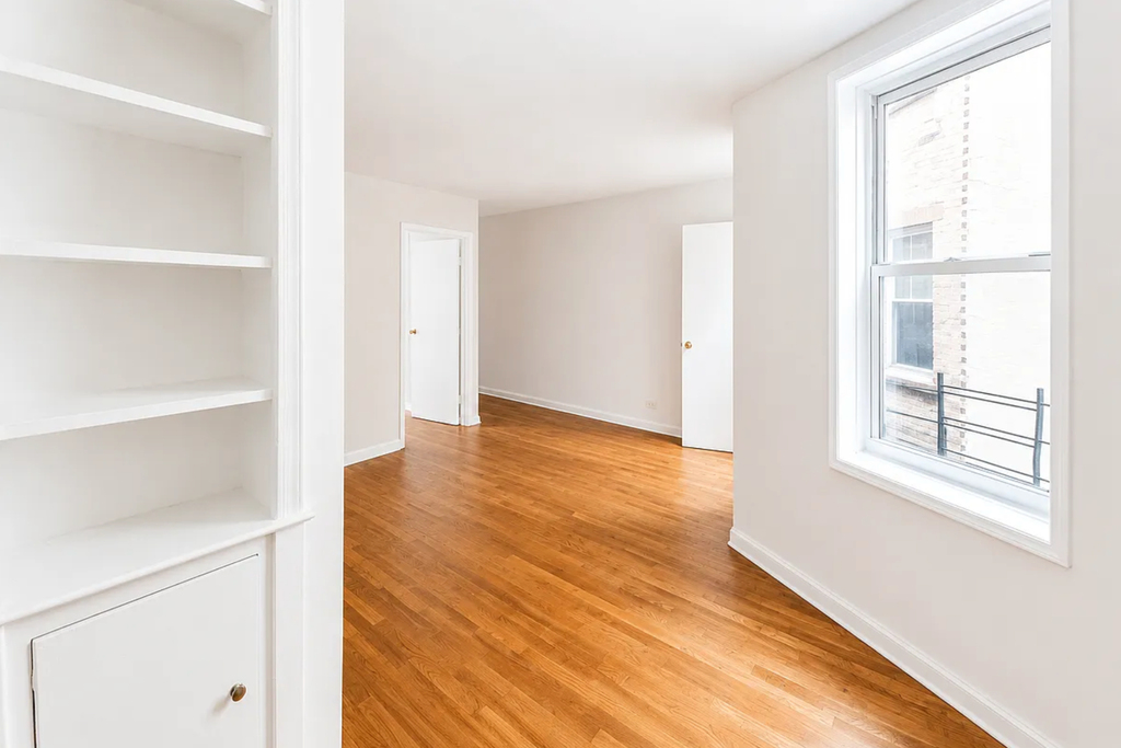 340 East 58th Street - Photo 0