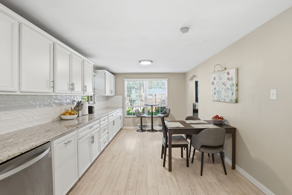 739 Crystal Drive - Photo 7