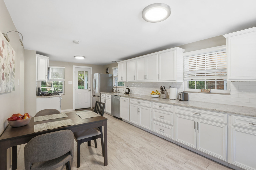 739 Crystal Drive - Photo 5