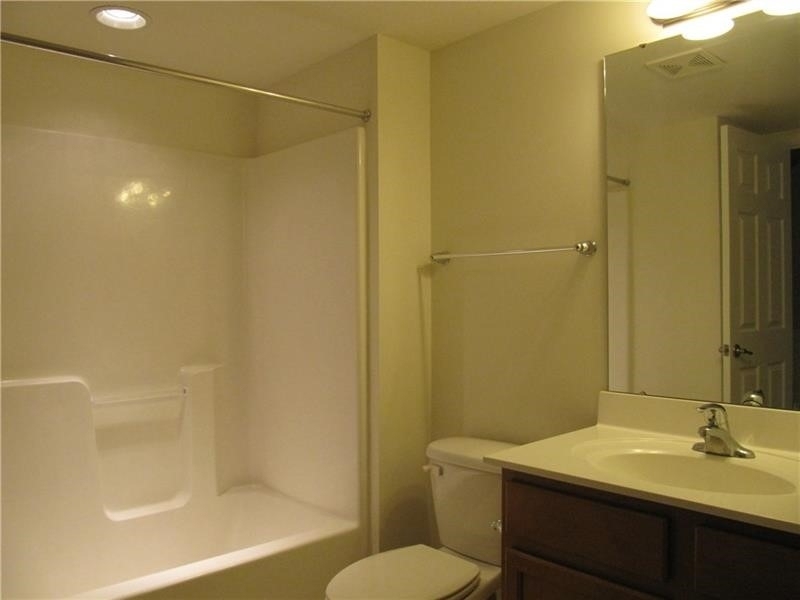 131 Lewisham Rd - Photo 12