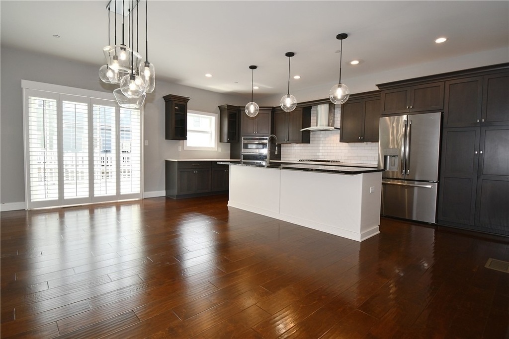 212 Park Pl - Photo 5