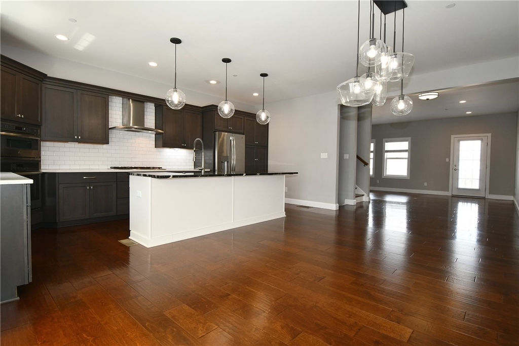 212 Park Pl - Photo 6