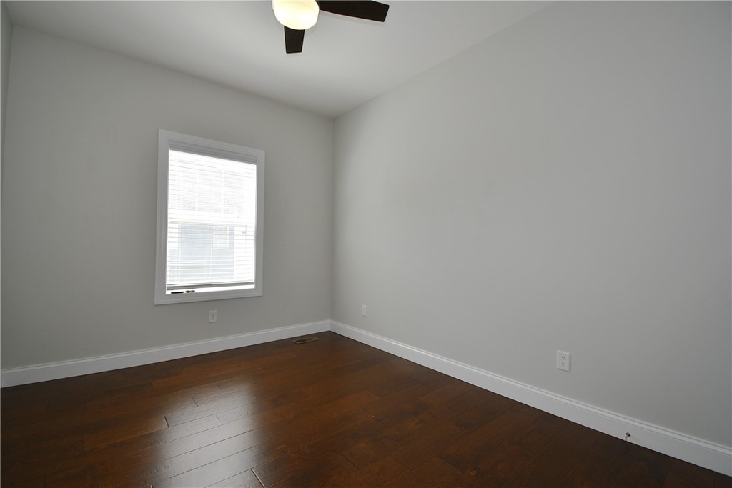 212 Park Pl - Photo 16