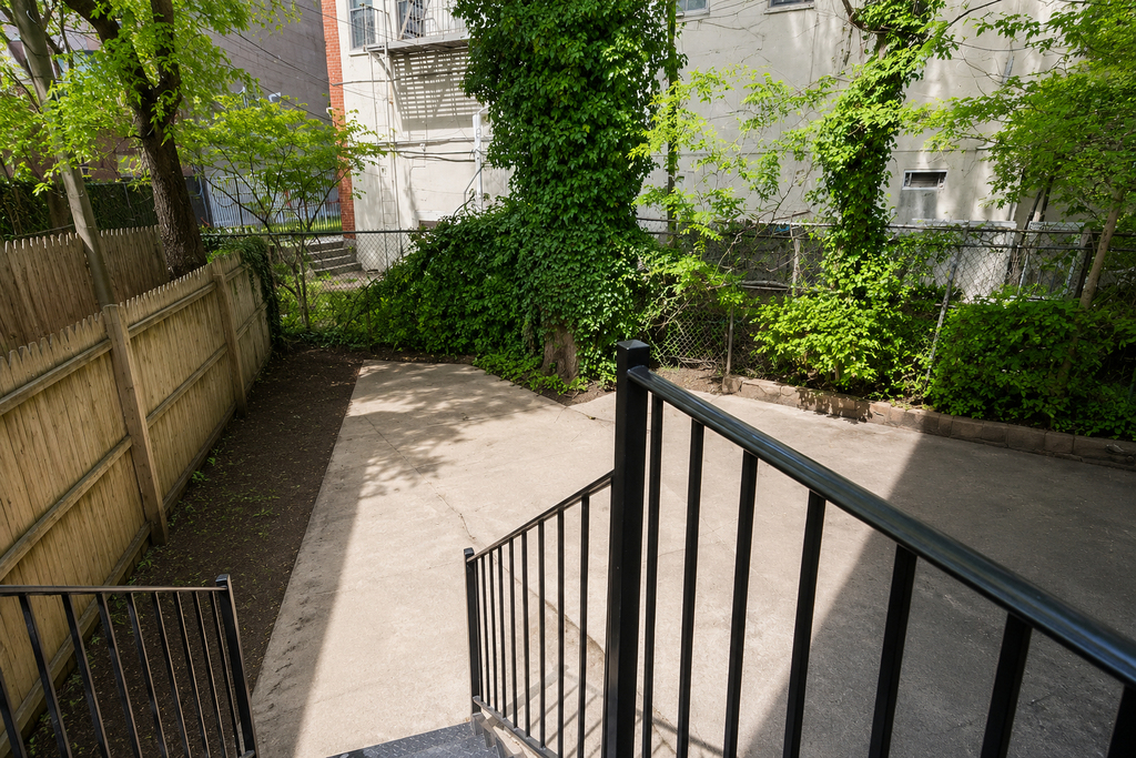 1027 Putnam Avenue - Photo 10