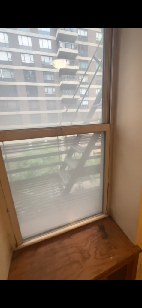 440 East 58th Street - Photo 3