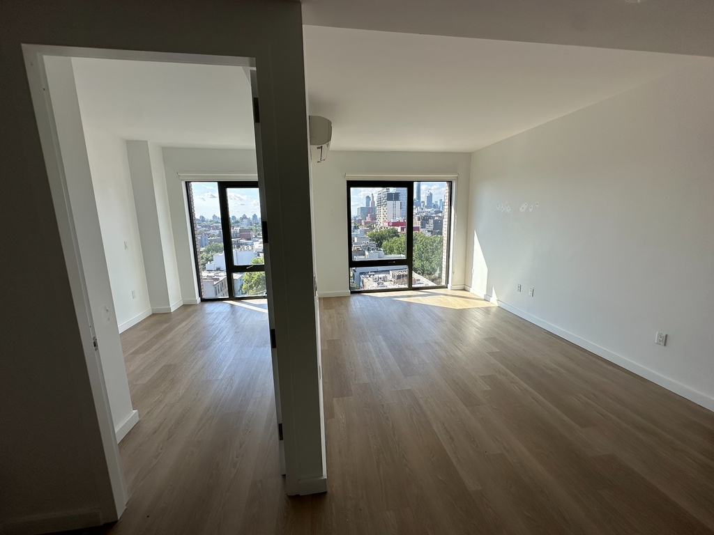 527 Grand Avenue, Brooklyn, NY 11238 - Photo 6