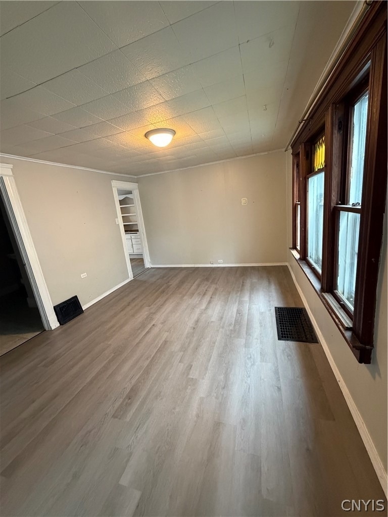 100 E Cayuga Street - Photo 2
