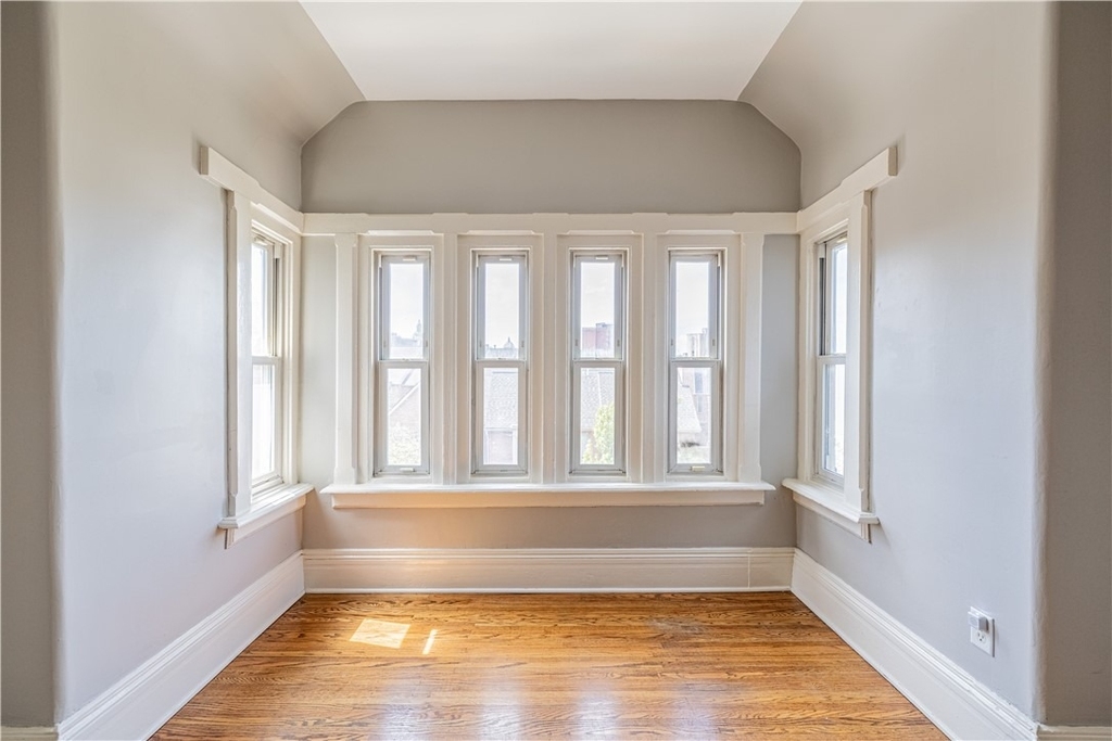 148 Gibbs Street - Photo 3