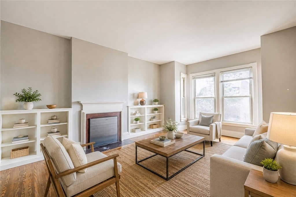 140 Gibbs Street - Photo 1