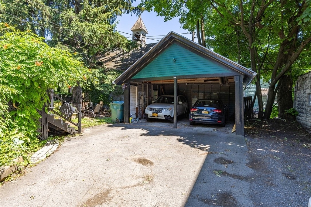 256 Oxford Street - Photo 1