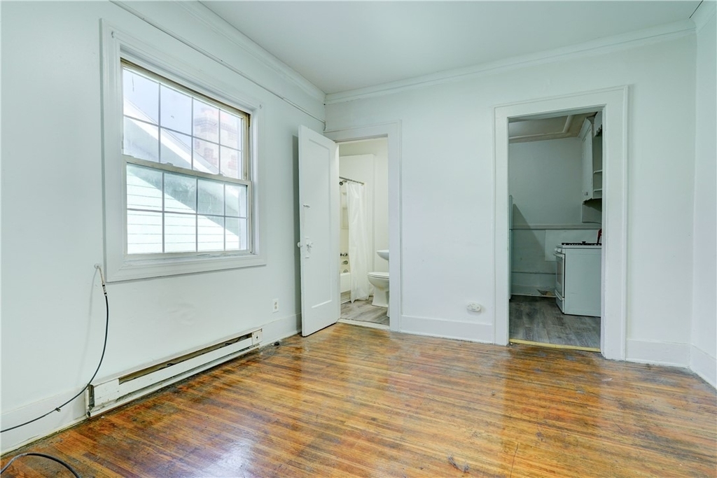 85 Mapledale Street - Photo 2