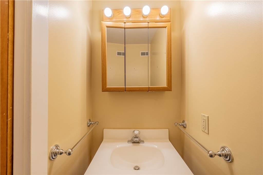 1340 East Avenue - Photo 24