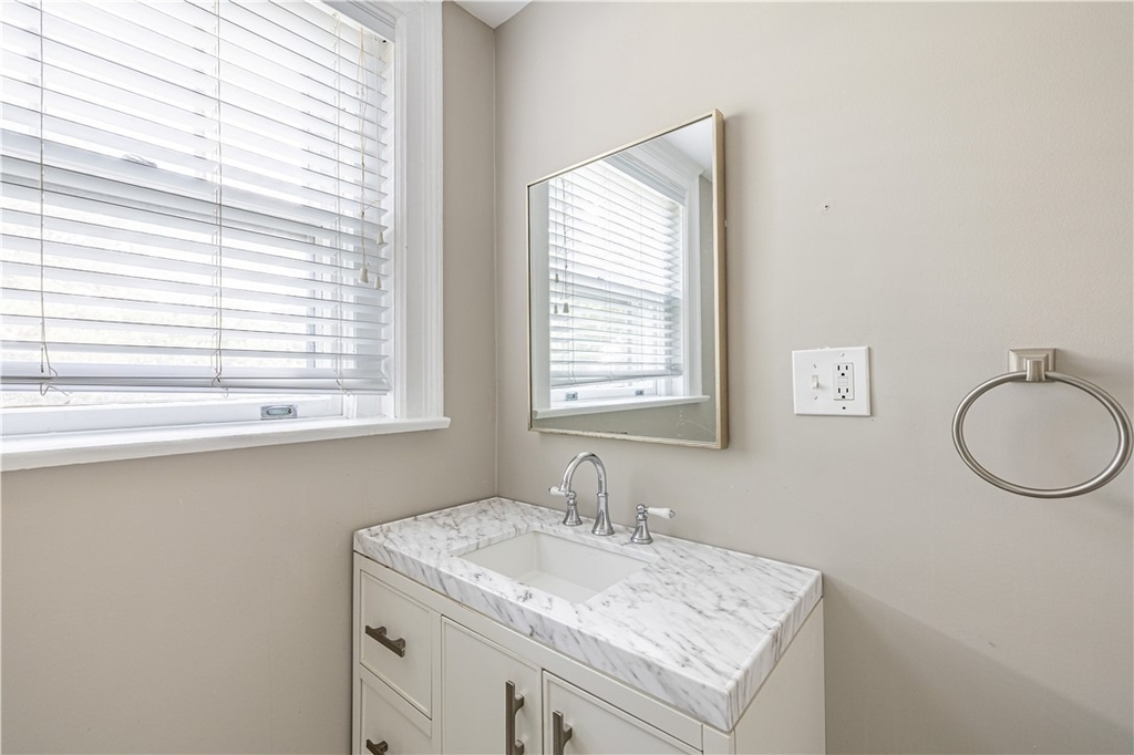 1340 East Avenue - Photo 22