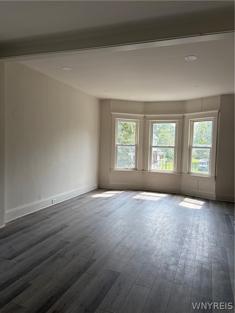 340 Leroy Avenue - Photo 4