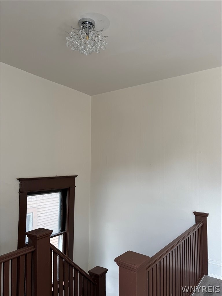 340 Leroy Avenue - Photo 5