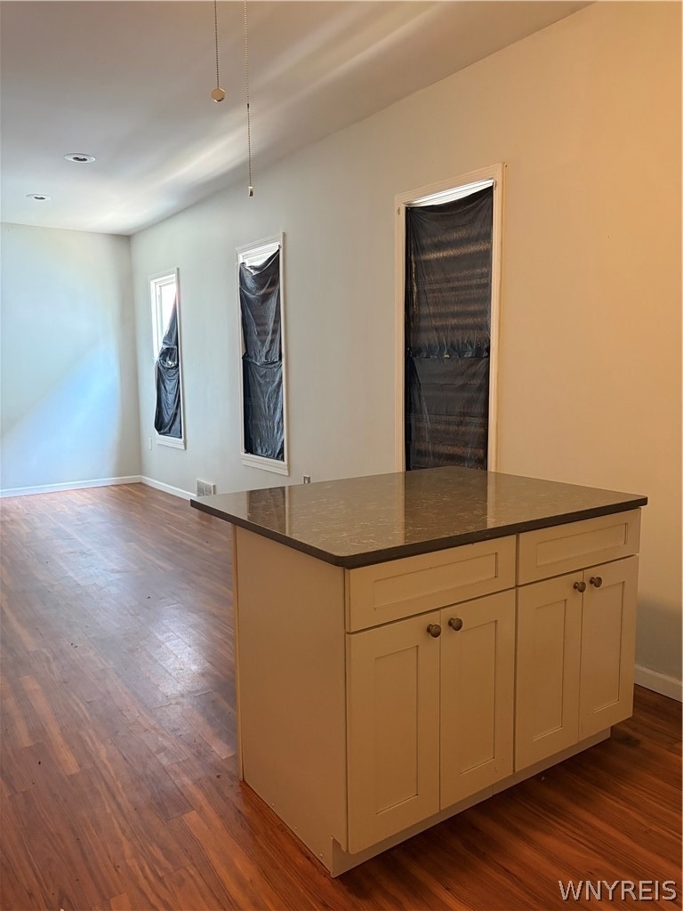 569 E Utica Street - Photo 1