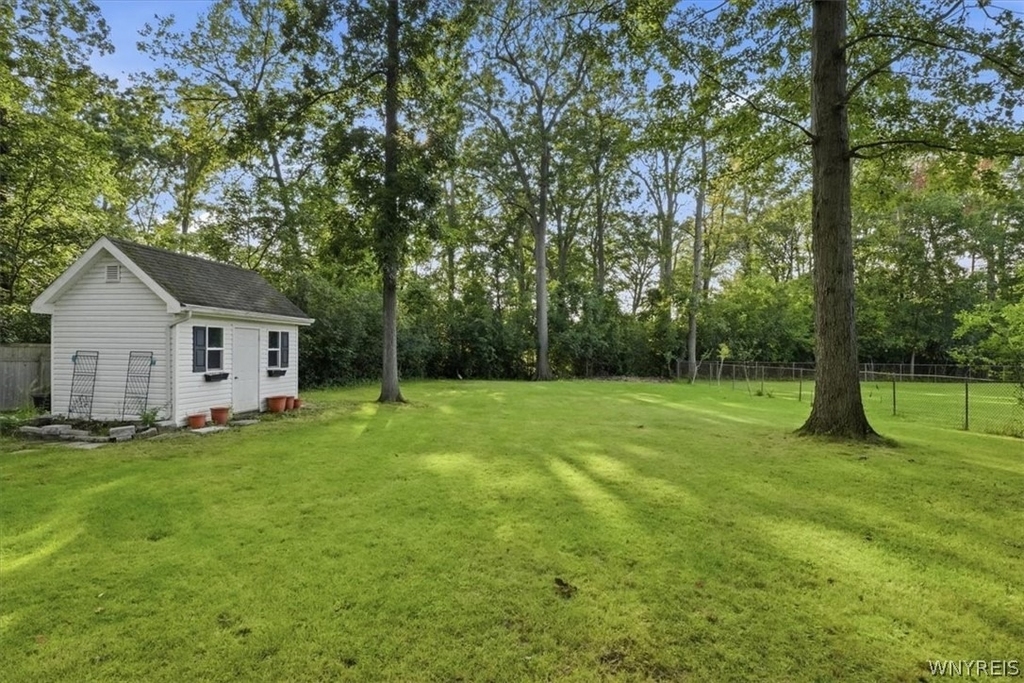 125 Amberwood Drive - Photo 44
