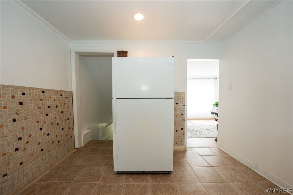 368 Grover Cleveland Highway - Photo 13