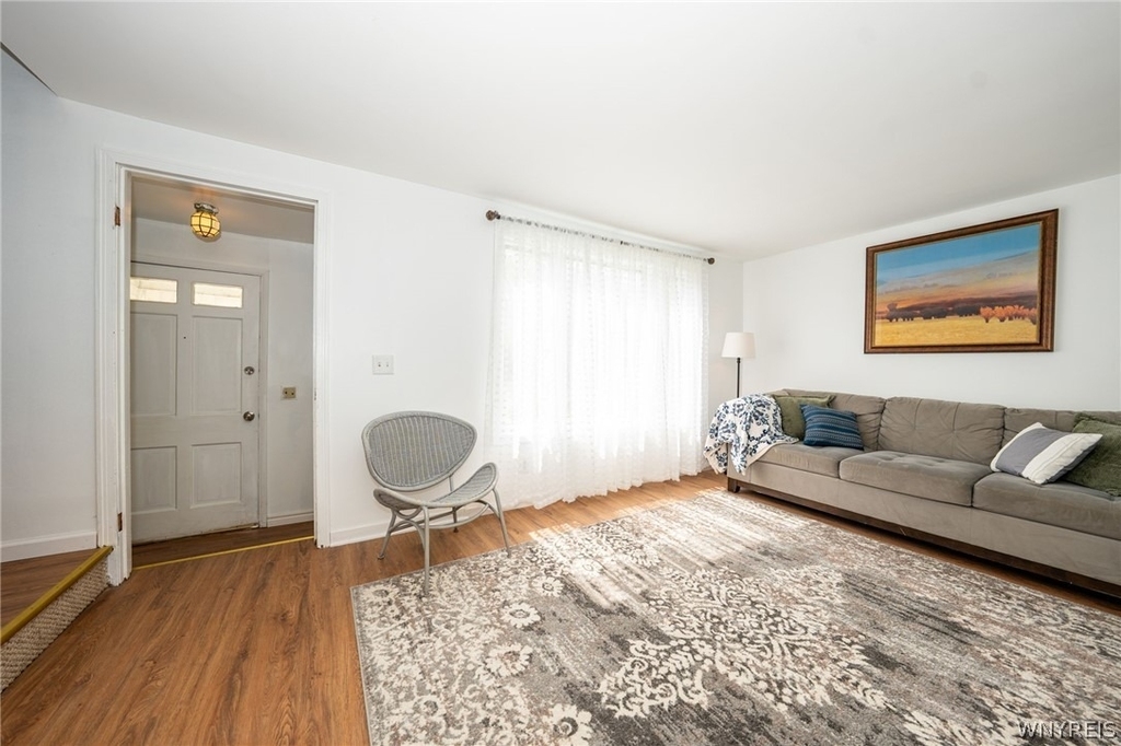 368 Grover Cleveland Highway - Photo 6