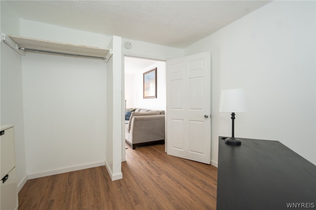 368 Grover Cleveland Highway - Photo 18