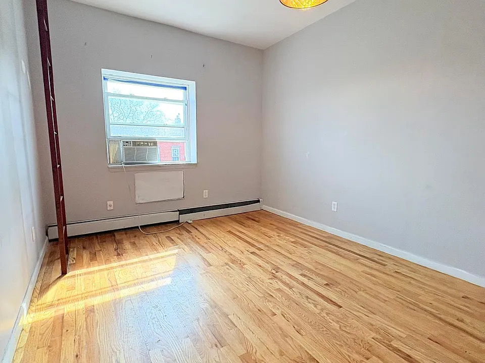 267 Hull Street - Photo 1