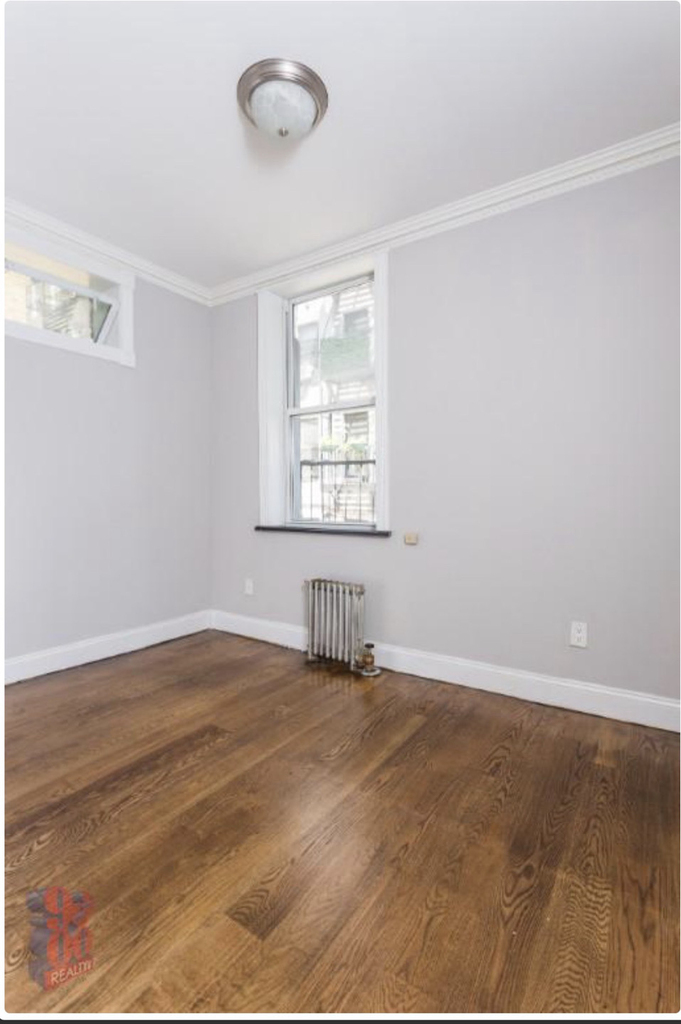437 West 53rd Street - Photo 6