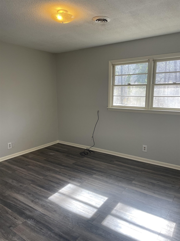 225 Pressley Way - Photo 4