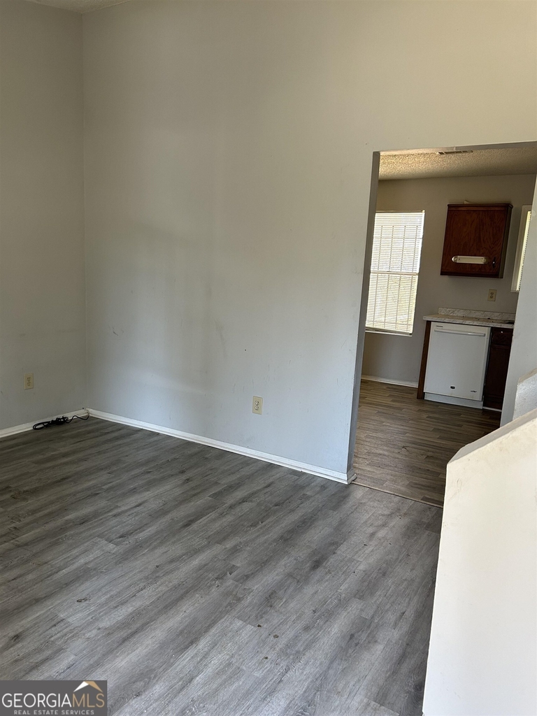 5588 Fairington Place - Photo 2