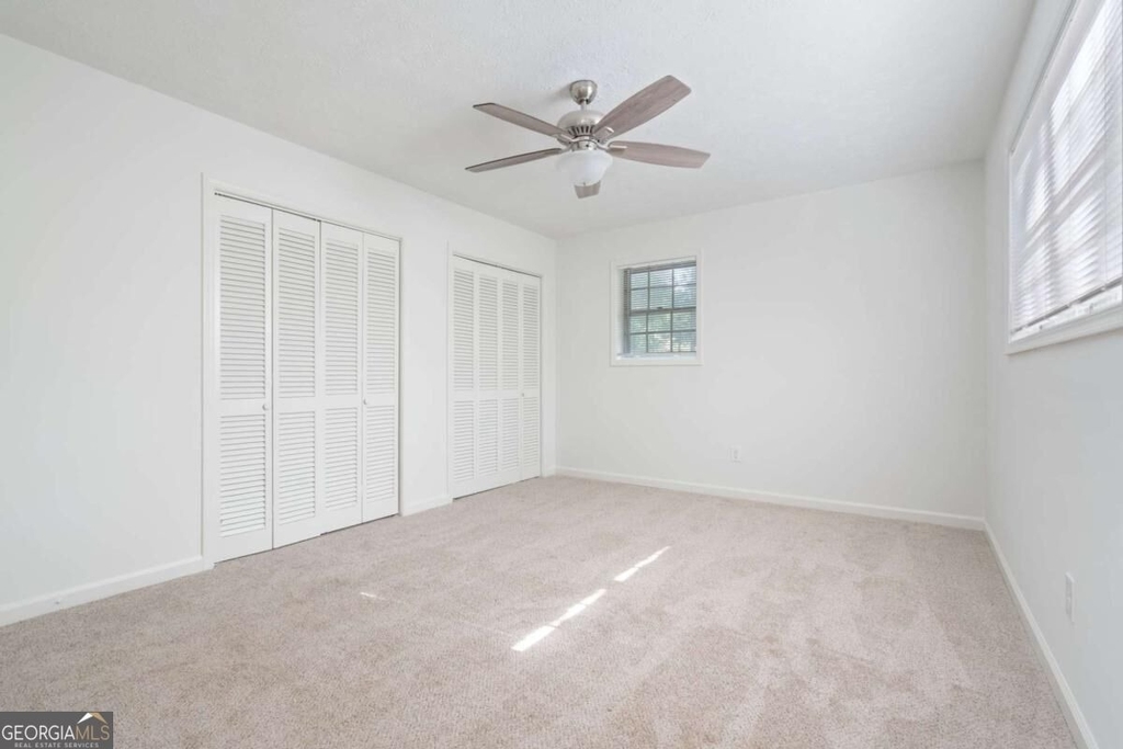 920 Kings Court - Photo 28