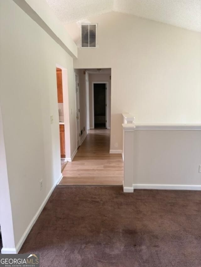 51 Hillcrest - Photo 2