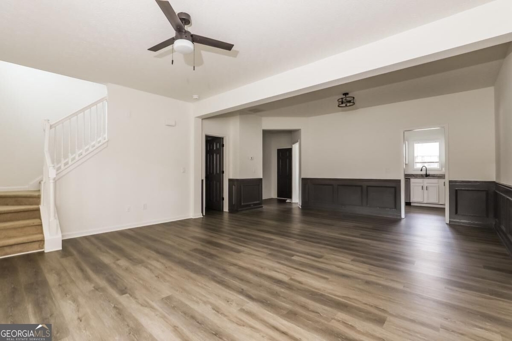 2555 Flat Shoals Road - Photo 3