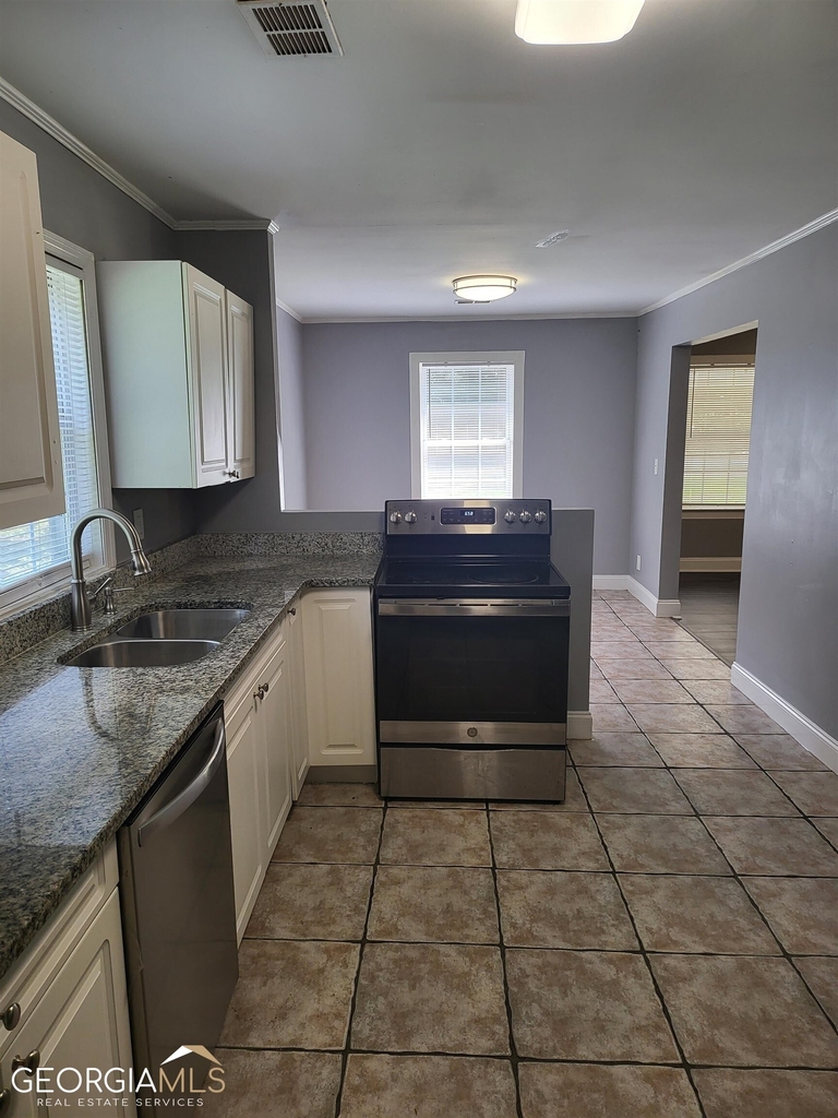 6819 Mark Turner Road - Photo 9