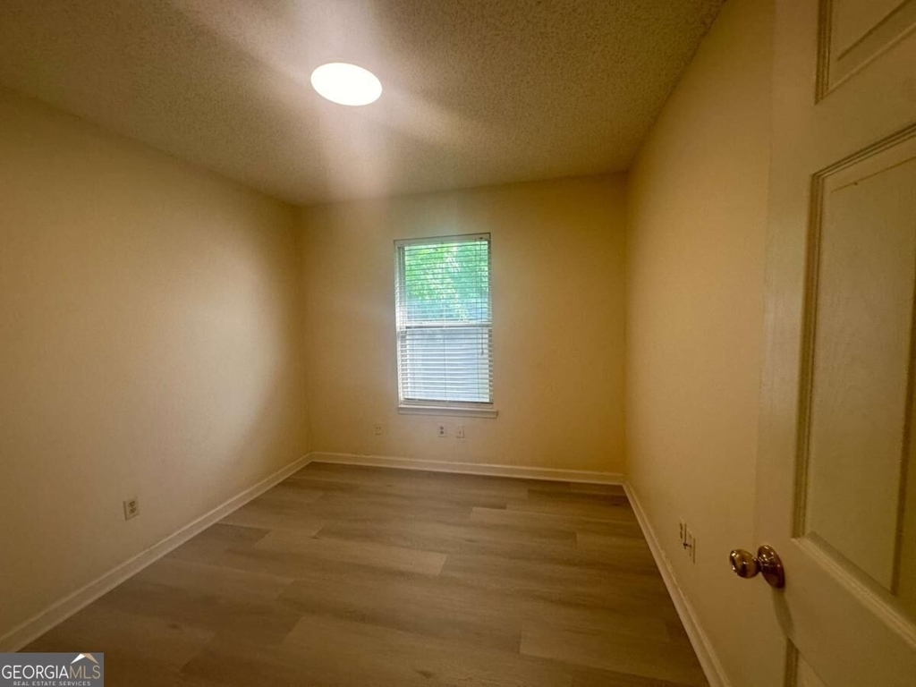 839 Tramore Drive - Photo 14