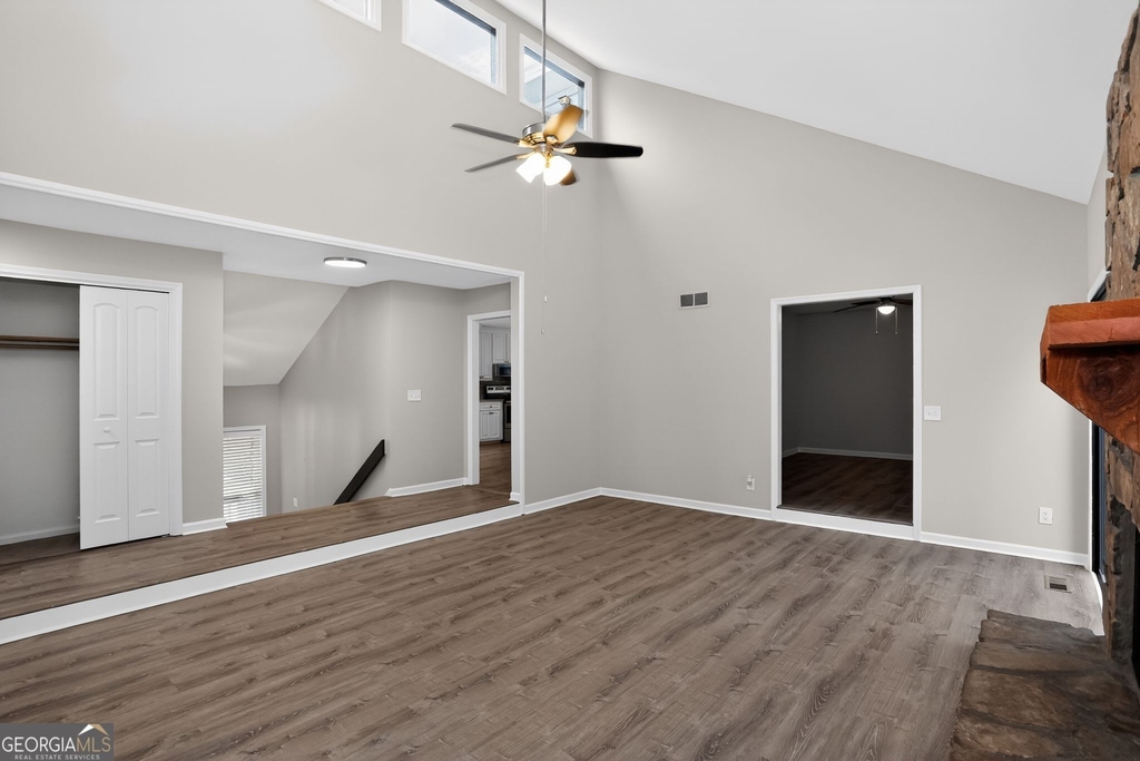 3445 Johnson Ferry Road Ne - Photo 5