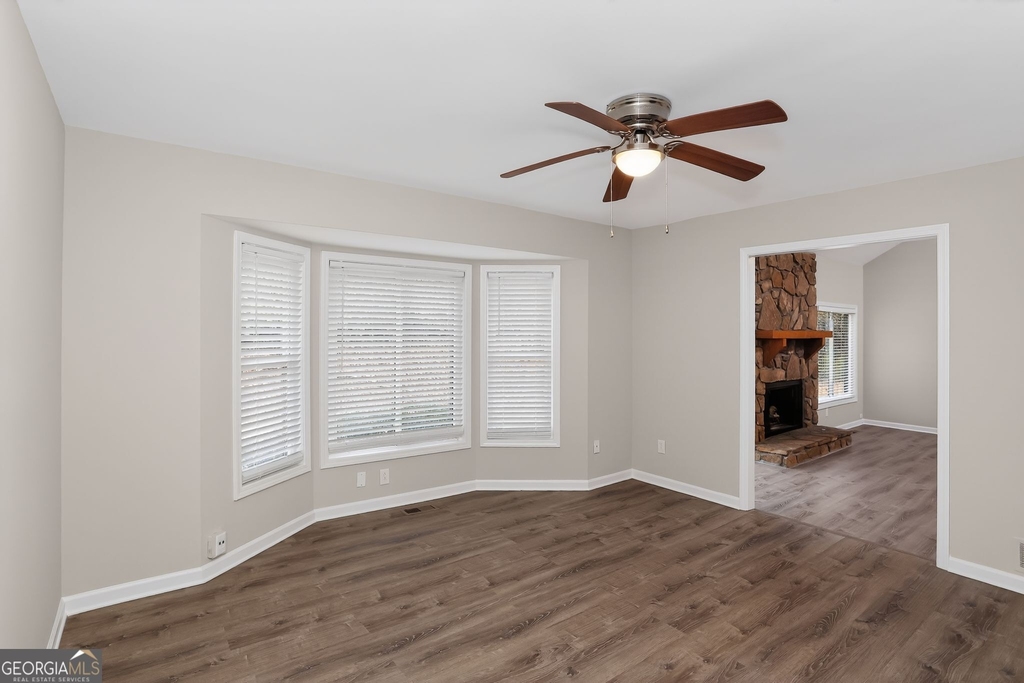 3445 Johnson Ferry Road Ne - Photo 6