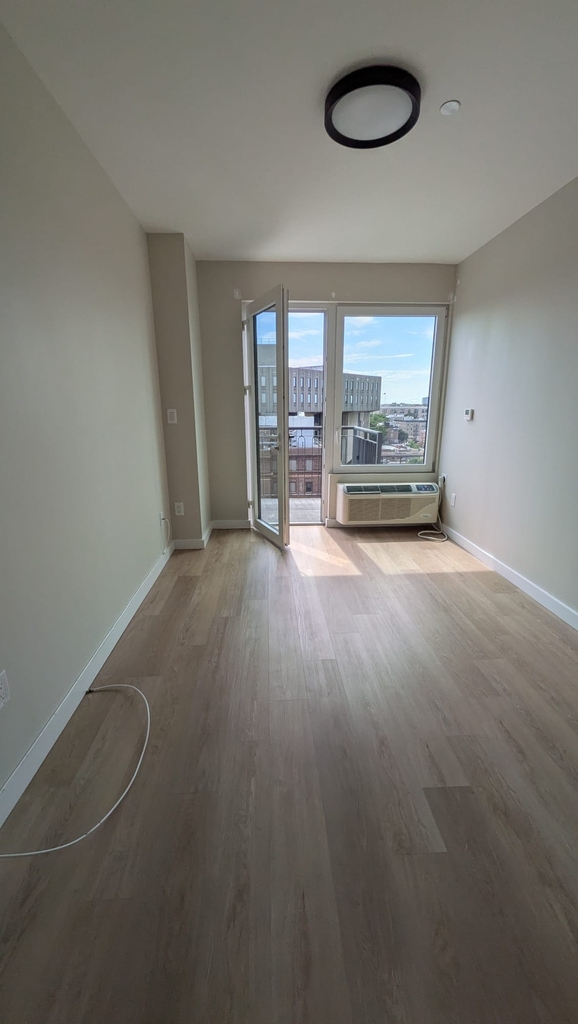 1584 Fulton Street - Photo 2